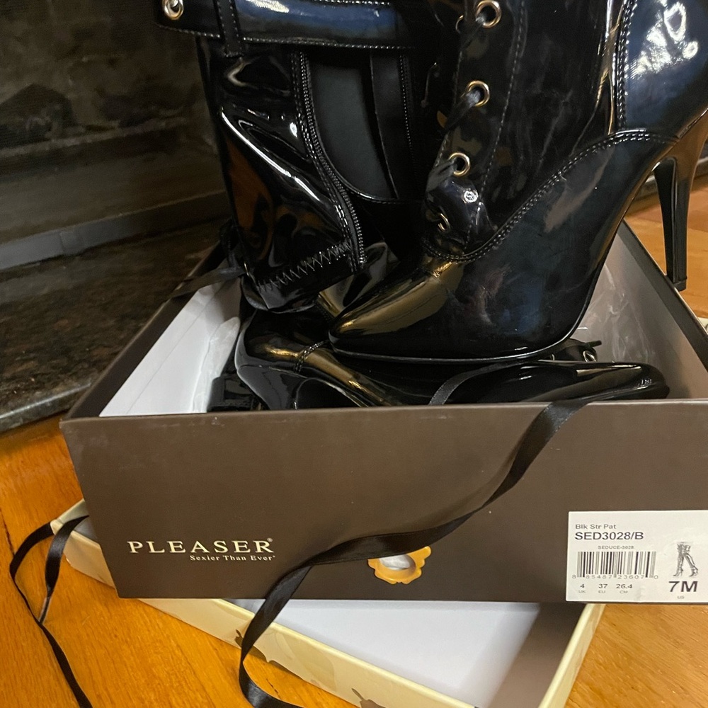 Pleaser Shiny Black Lace-Up Heels